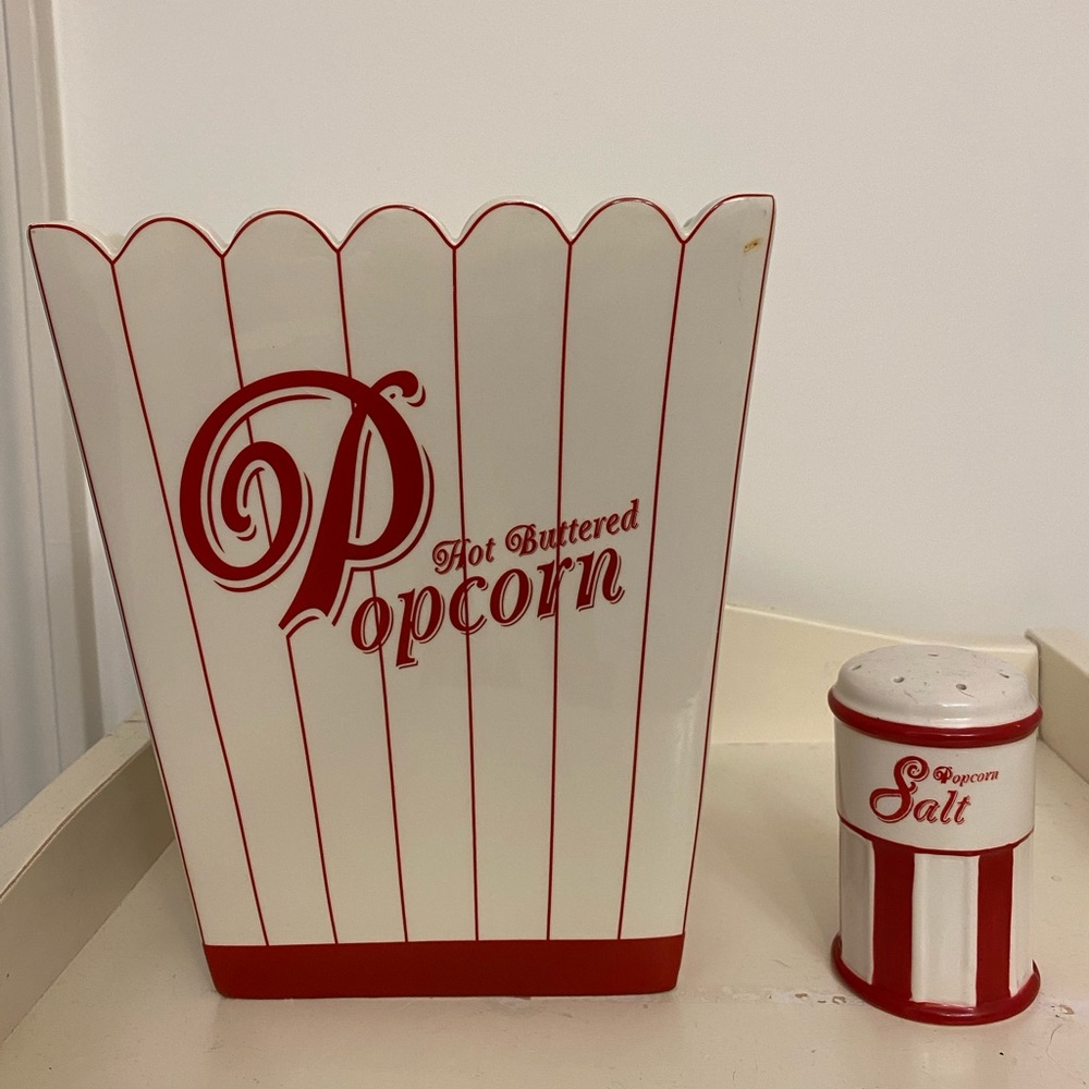 Williams Sonoma Ceramic Popcorn Bowl and Salt Shaker 🍿